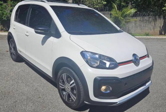 VOLKSWAGEN UP 1.0 170 TSI TOTAL FLEX XTREME 4P MANUAL